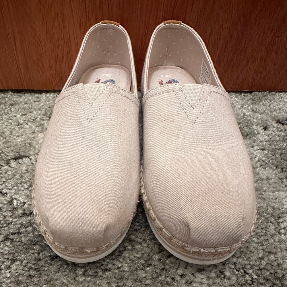 BOBS from Skechers Breeze